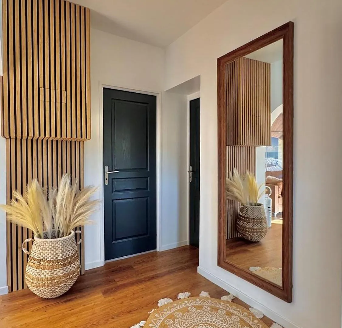 Beautiful Chic Villa With Pool In Cannes Le Cannet Francia