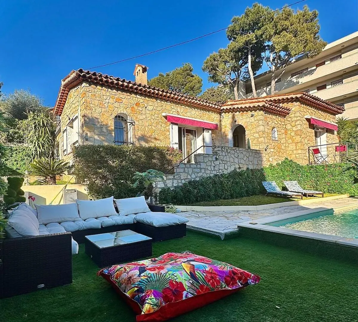 Beautiful Chic Villa With Pool In Cannes Le Cannet Francia